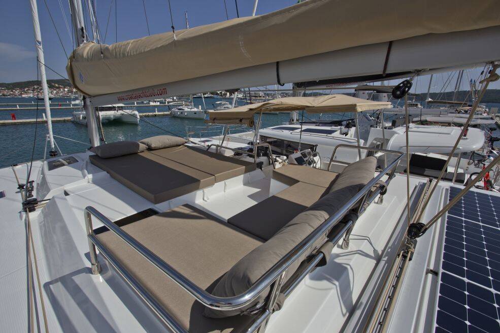 Fountaine Pajot Saona 47 Quintet FREJA