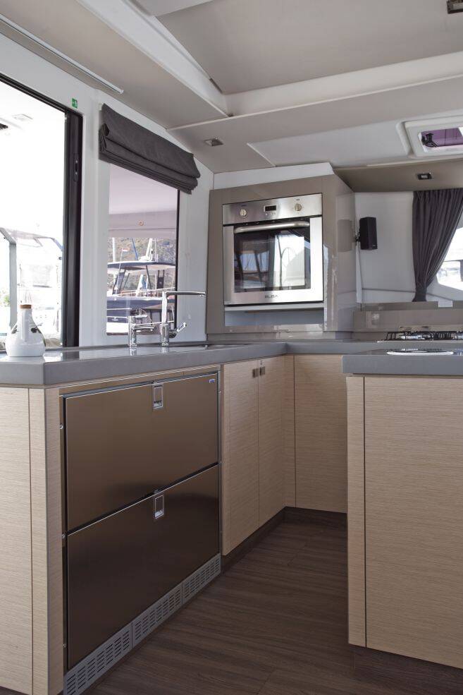 Fountaine Pajot Saona 47 Quintet FREJA