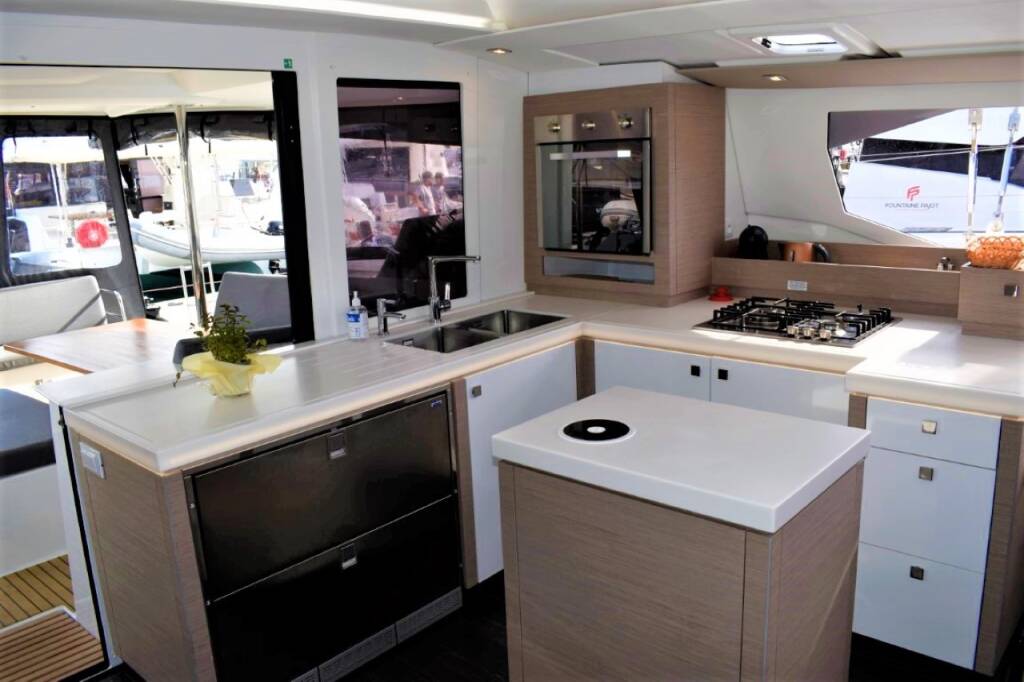 Fountaine Pajot Saona 47 Quintet Desafinado