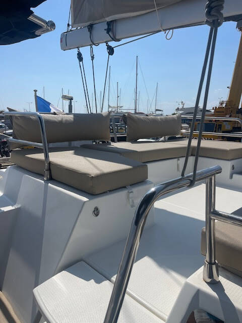 Fountaine Pajot Saona 47 Quintet Red Rose