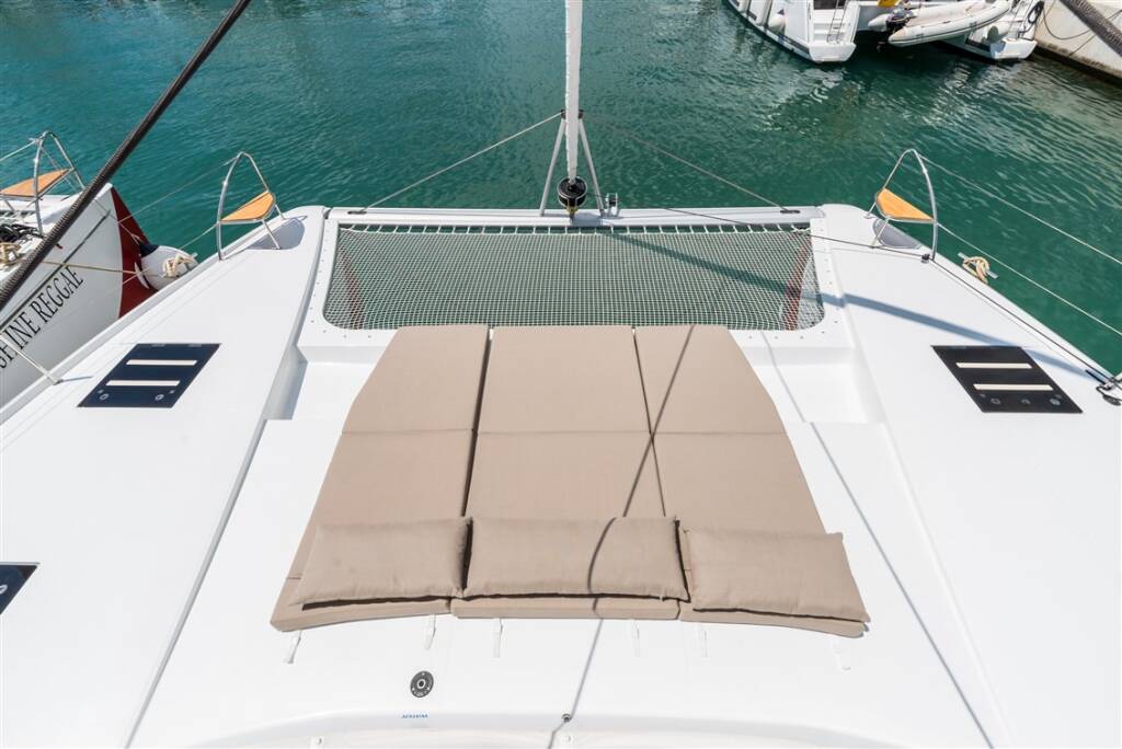 Fountaine Pajot Saona 47 Quintet Sunny Wave