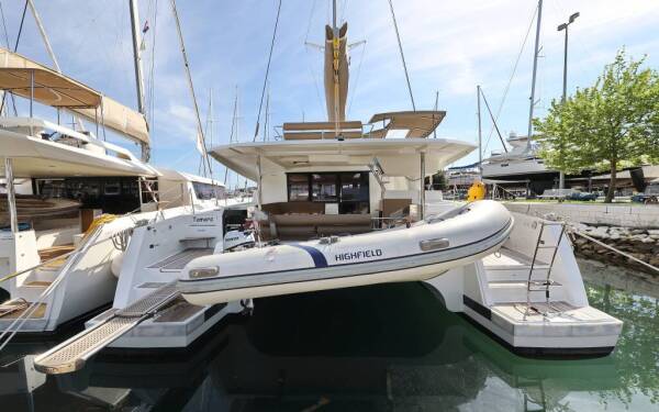 Fountaine Pajot Saona 47 Quintet Tamara V