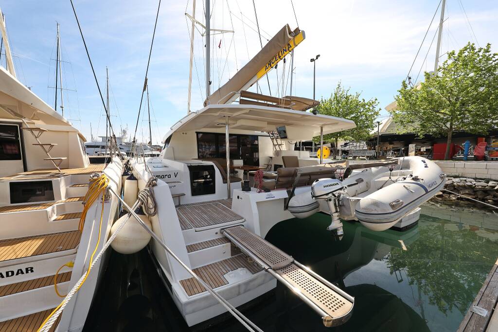 Fountaine Pajot Saona 47 Quintet Tamara V