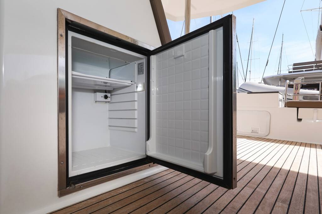 Fountaine Pajot Saona 47 Quintet Tamara V