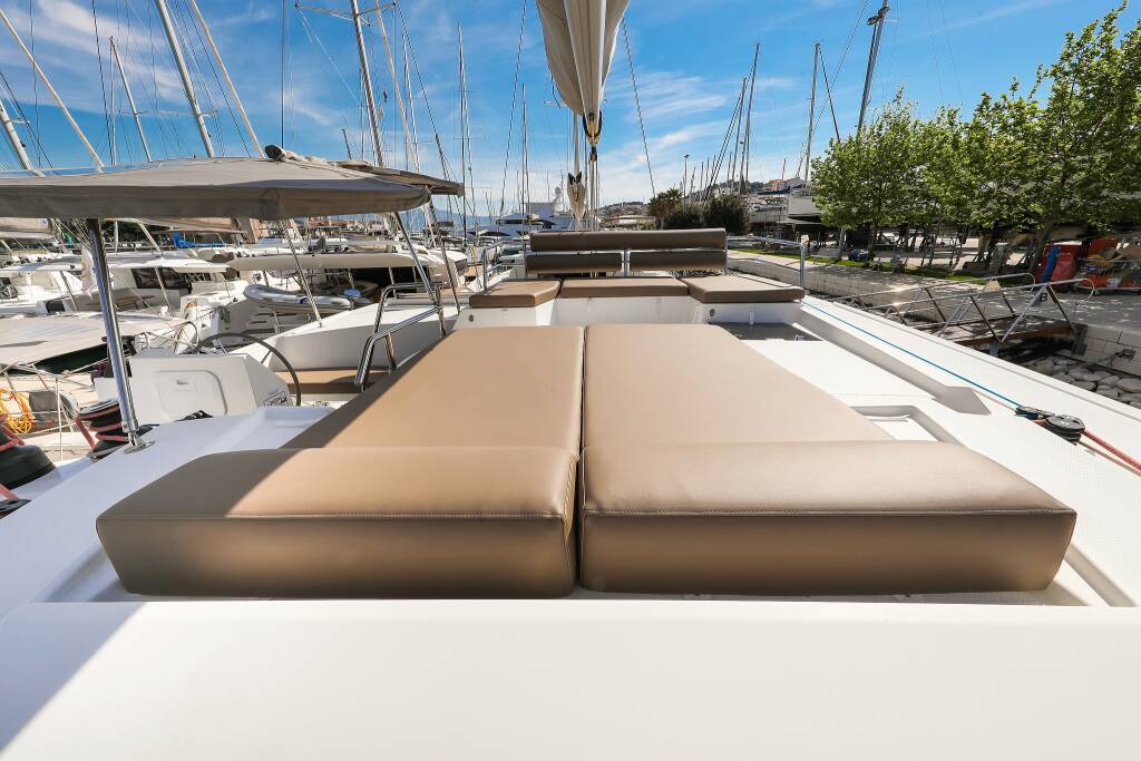 Fountaine Pajot Saona 47 Quintet Tamara V