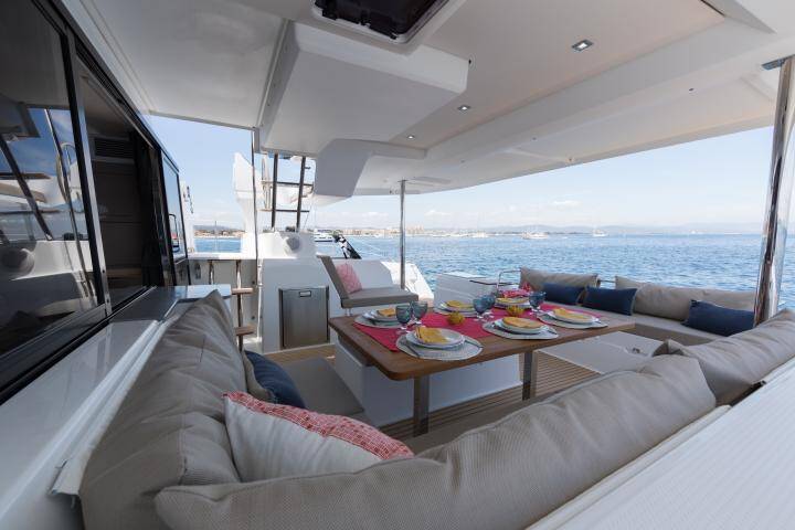 Fountaine Pajot Saona 47 Lola 2