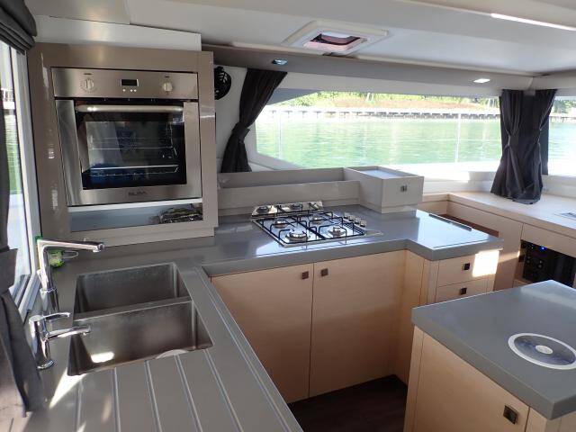 Fountaine Pajot Saona 47 Lola 2