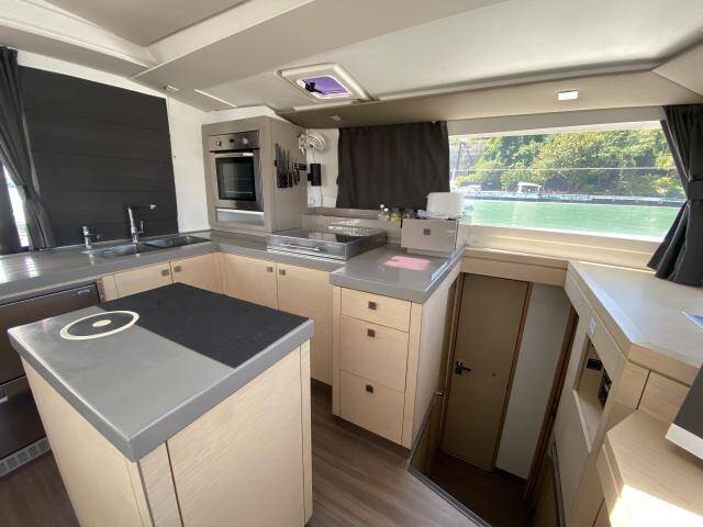 Fountaine Pajot Saona 47 Lola 2