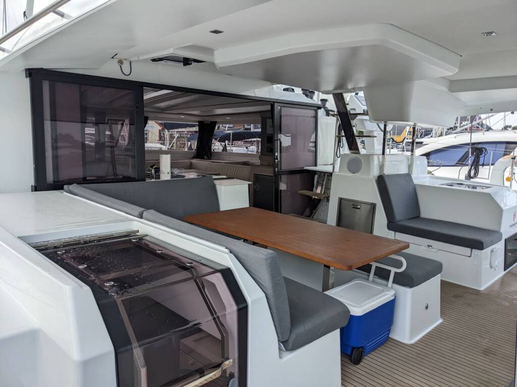 Fountaine Pajot Tanna 47 Dragonfly