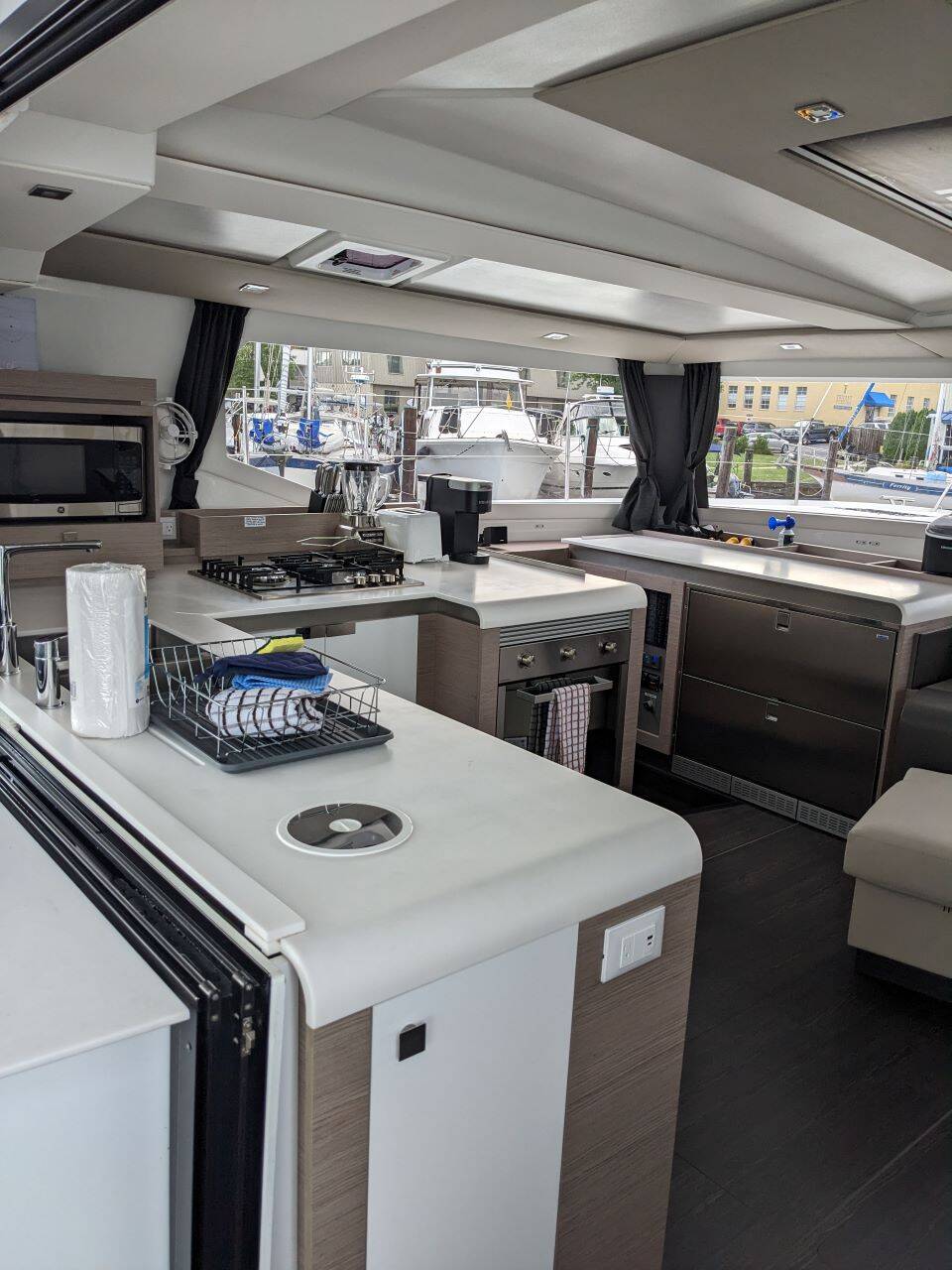 Fountaine Pajot Tanna 47 Dragonfly