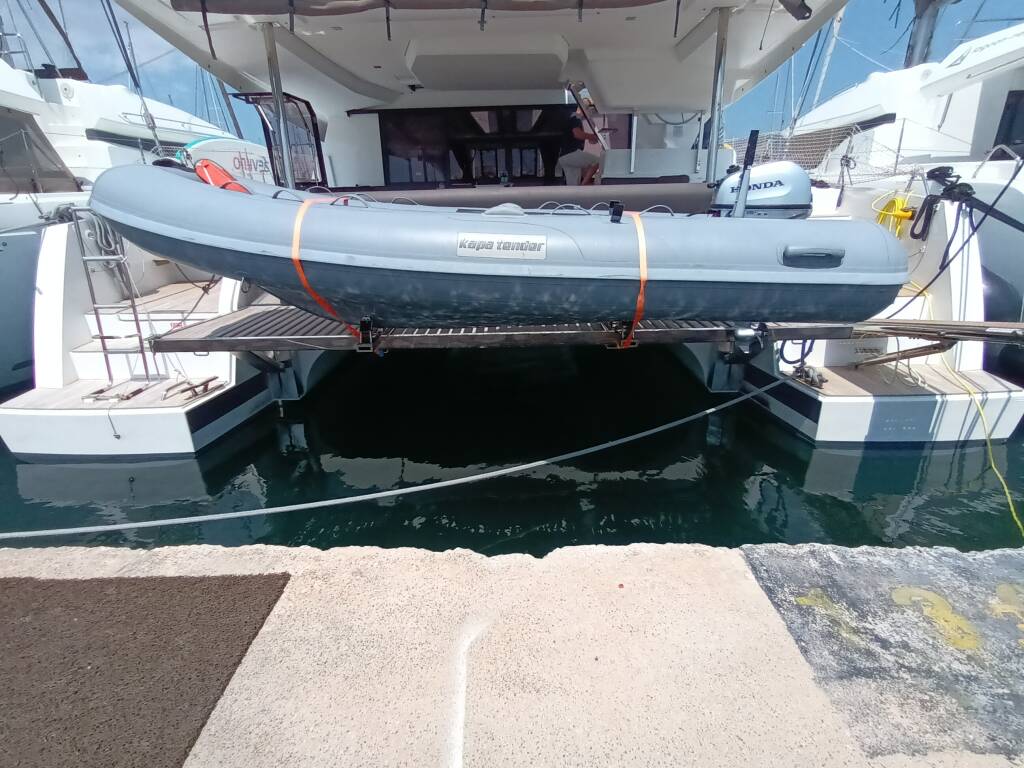 Fountaine Pajot Tanna 47 Eros