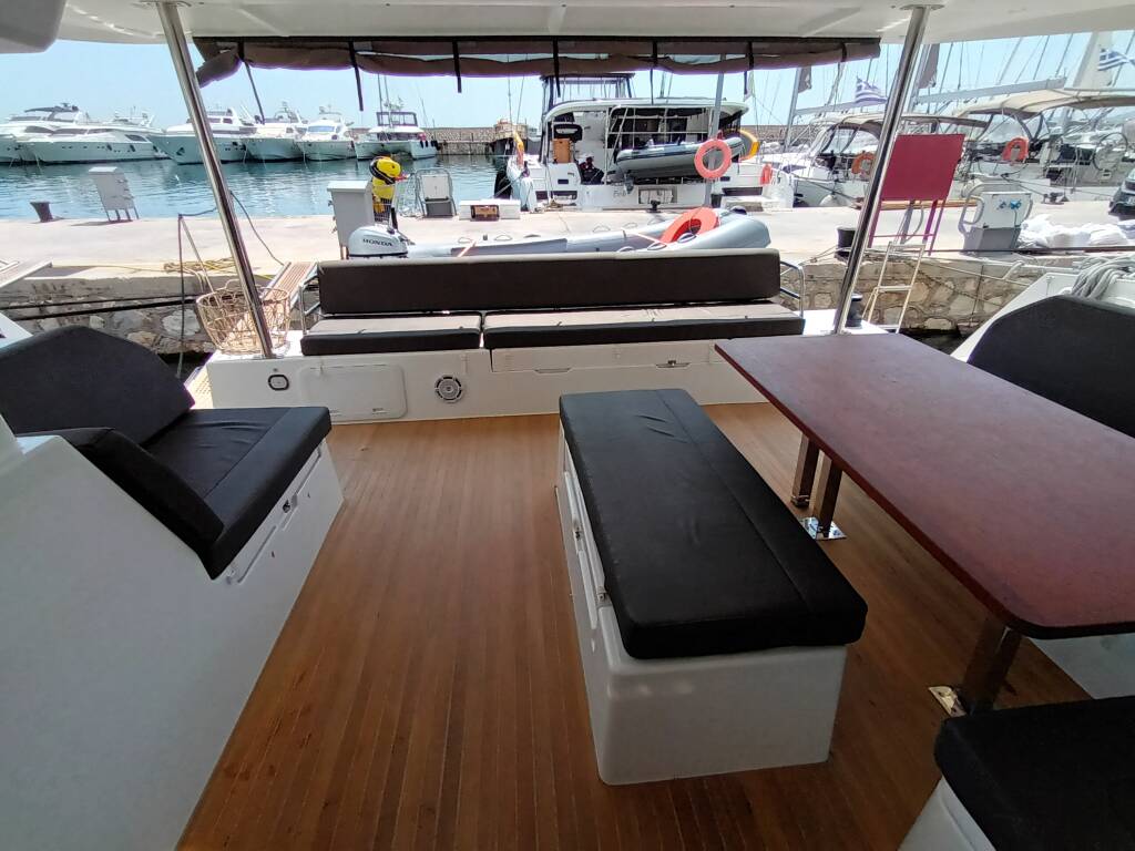 Fountaine Pajot Tanna 47 Eros