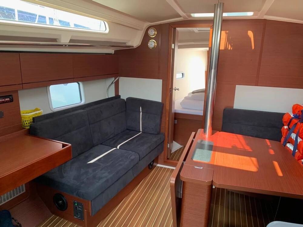 Hanse 388 Cassis