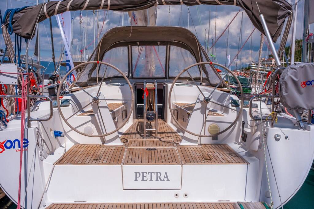 Hanse 445 Petra