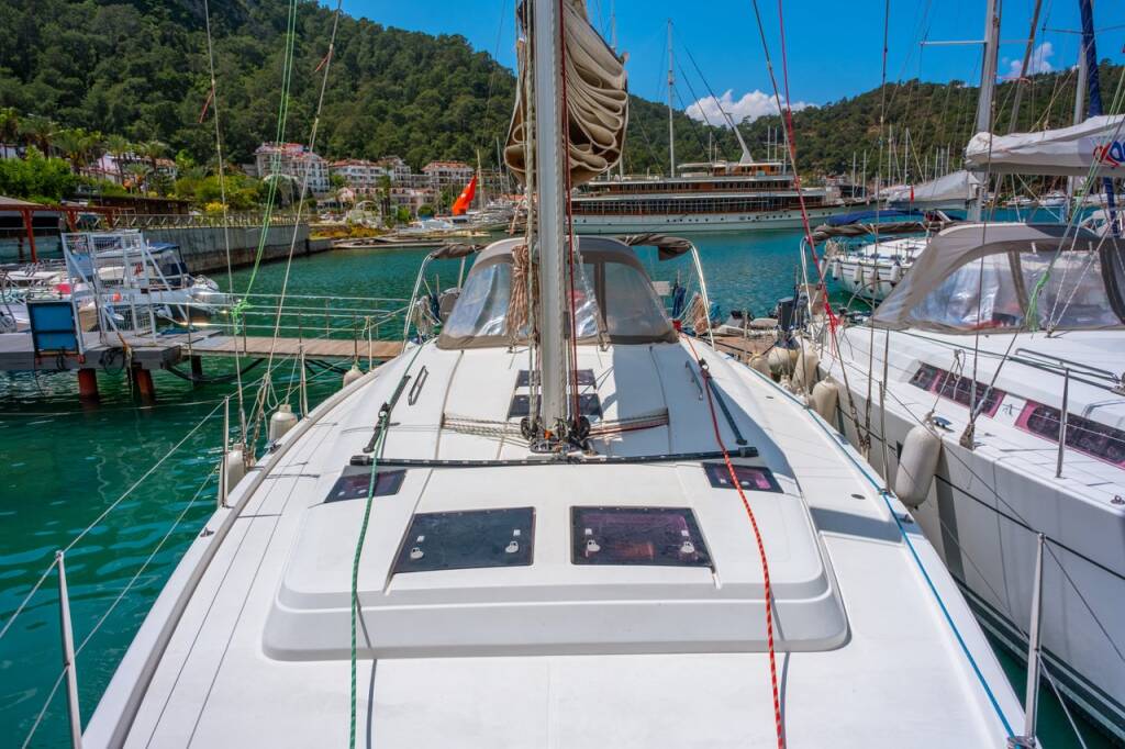 Hanse 445 Petra