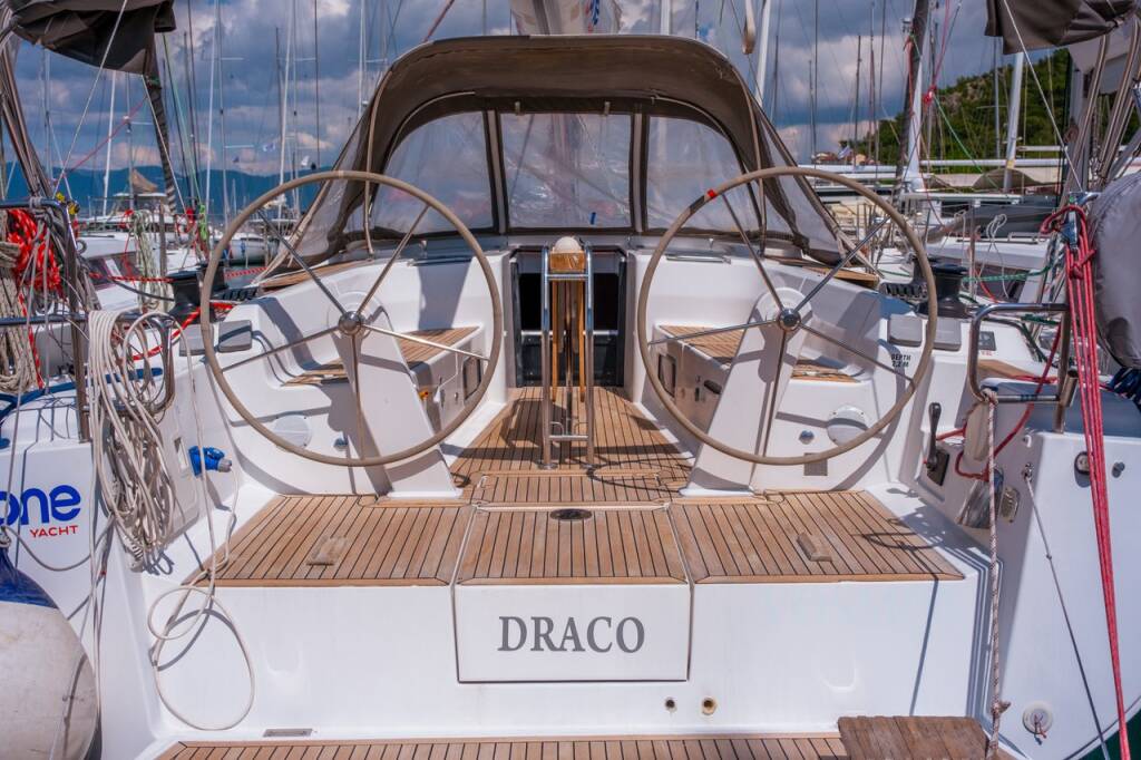 Hanse 445 Draco