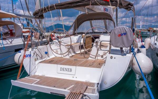 Hanse 445 Deneb