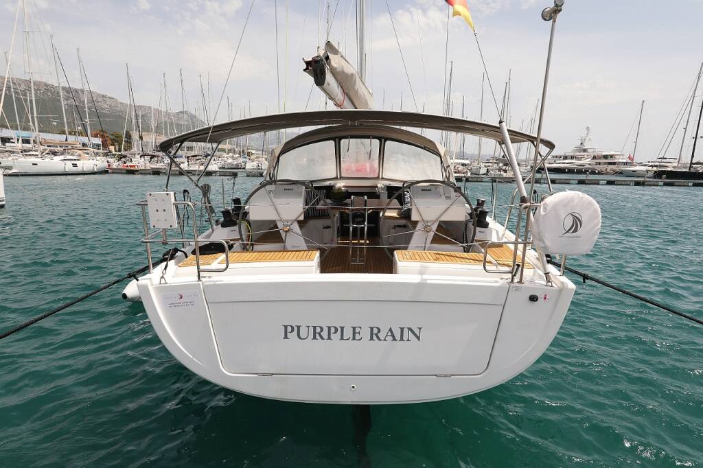 Hanse 455 Purple Rain