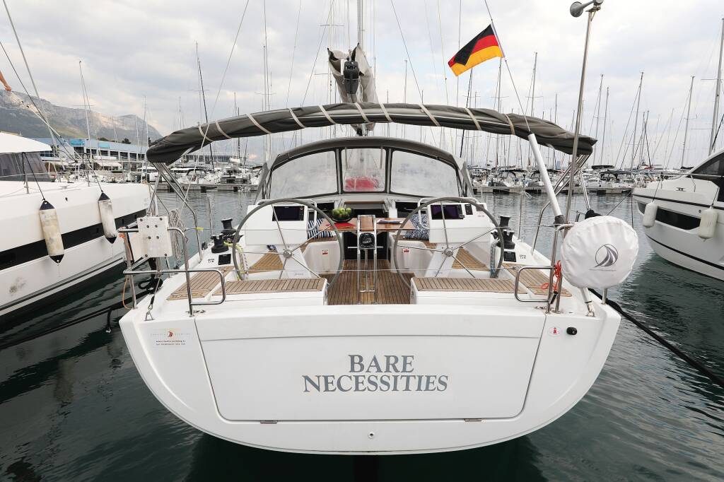 Hanse 455 Bare Necessities