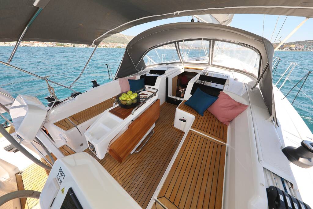 Hanse 458 One Life