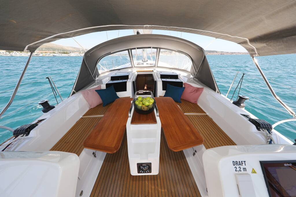 Hanse 458 One Life