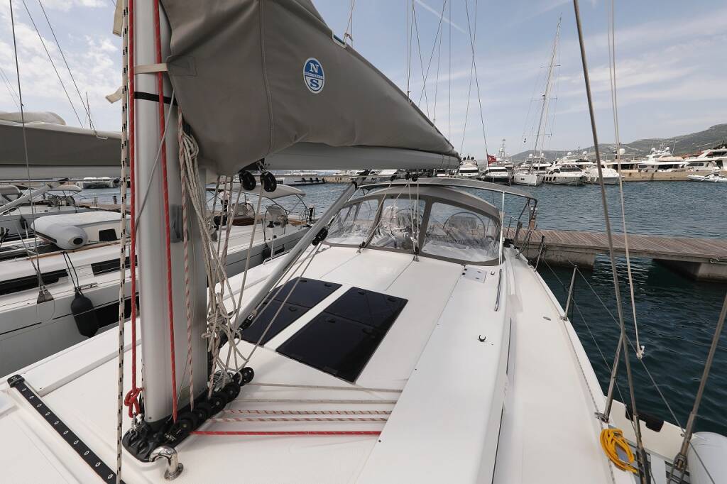 Hanse 458 Mika