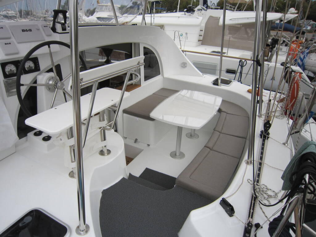 Lagoon 380 ThunderCat