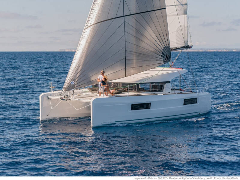 Lagoon 40 Drifter