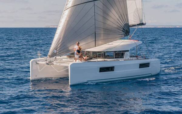 Lagoon 40 Drifter