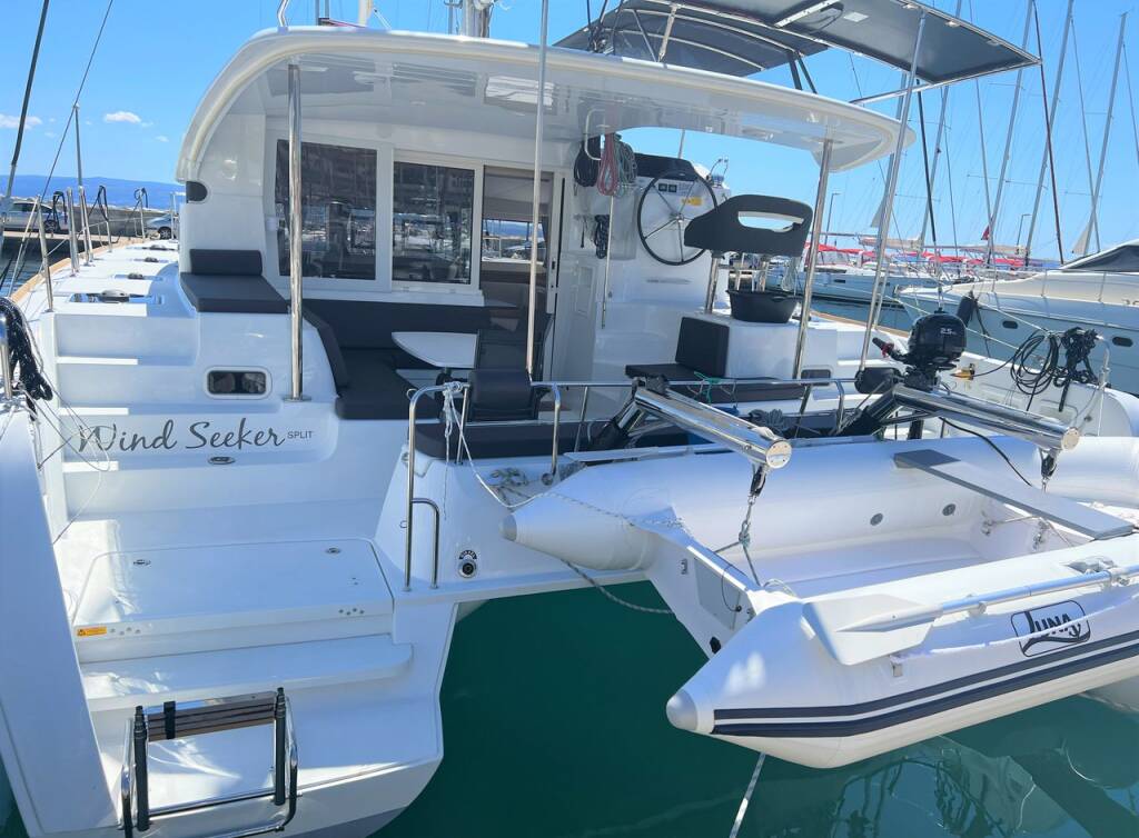 Lagoon 40 Wind Seeker