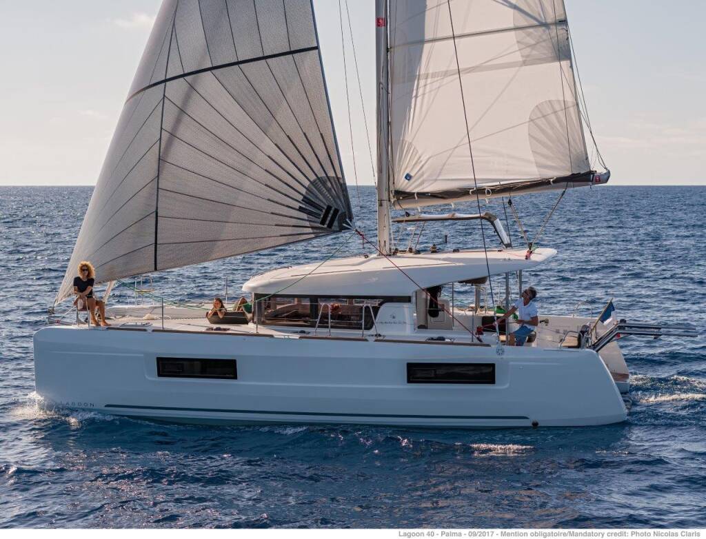 Lagoon 40 Sail Aries