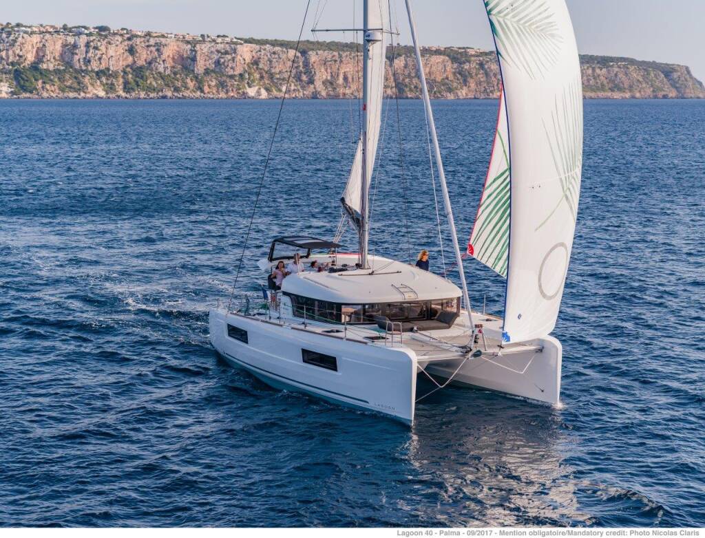 Lagoon 40 Sail Aries