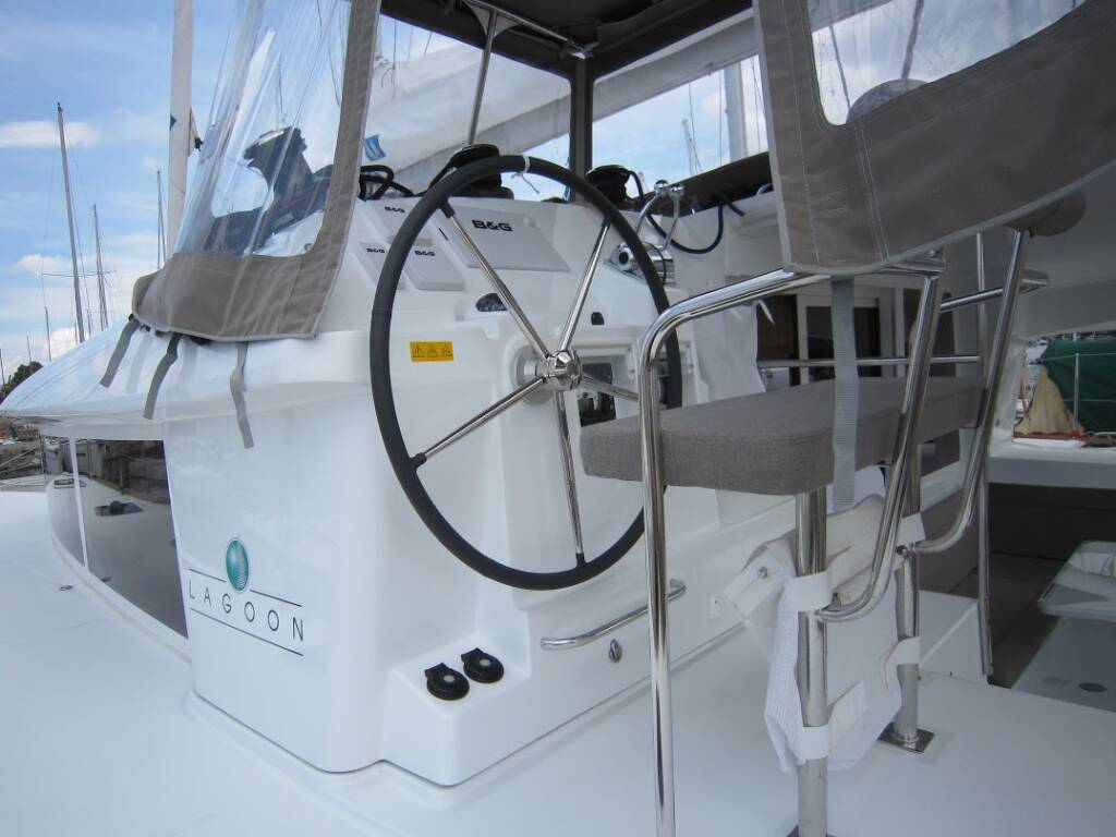 Lagoon 400 S2 Emerald Seas