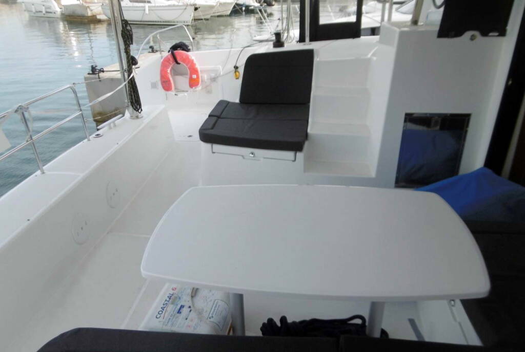 Lagoon 42 ECONOMY