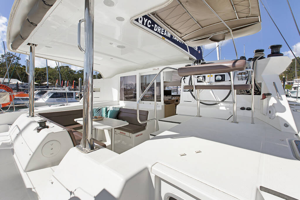 Lagoon 421 TRAVIATA 1 