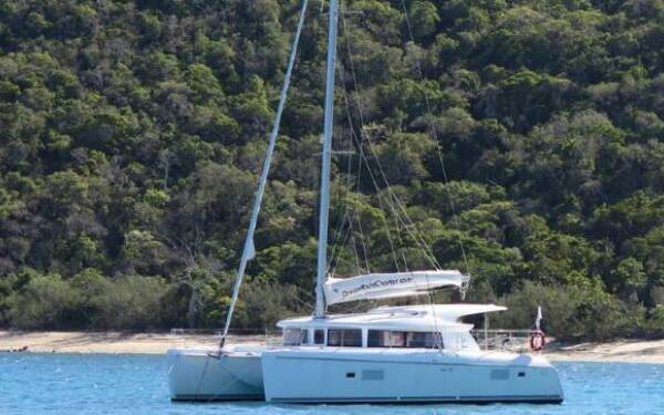 Lagoon 421 TRAVIATA 1 