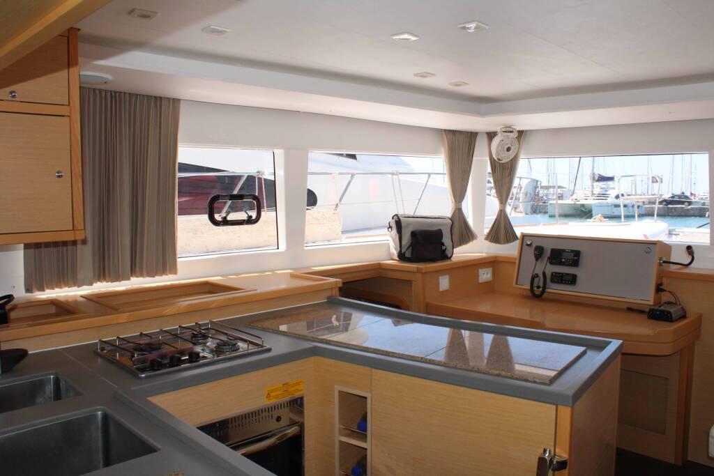 Lagoon 450 F ECONOMY-