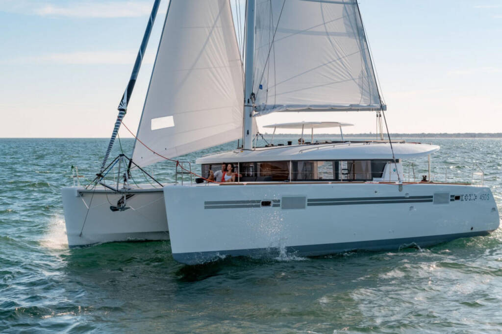 Lagoon 450 S Blue Diamond