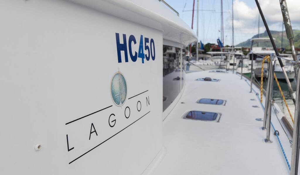 Lagoon 450 Muzikal