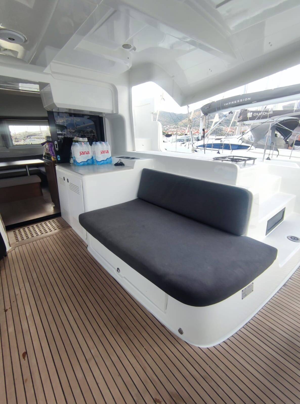 Lagoon 46 Coolway