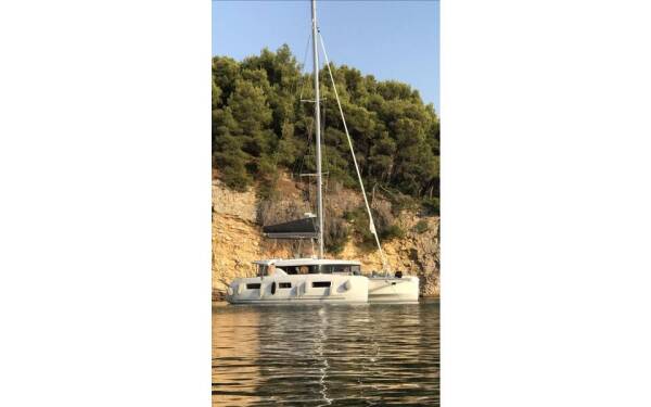 Lagoon 46 Grand Blue