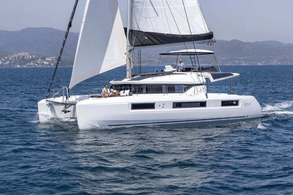 Lagoon 51 Moonshadow