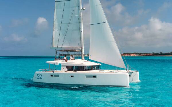 Lagoon 52 F ADDU 