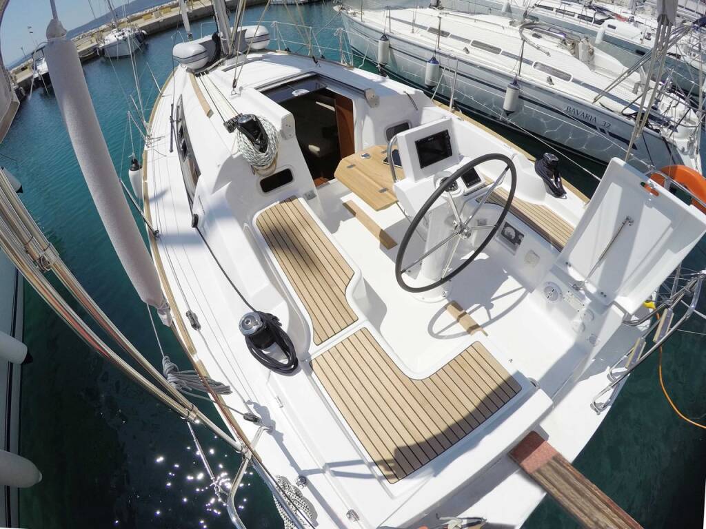 Oceanis 31 Honey