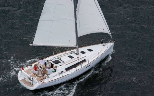 Oceanis 34 Seneca