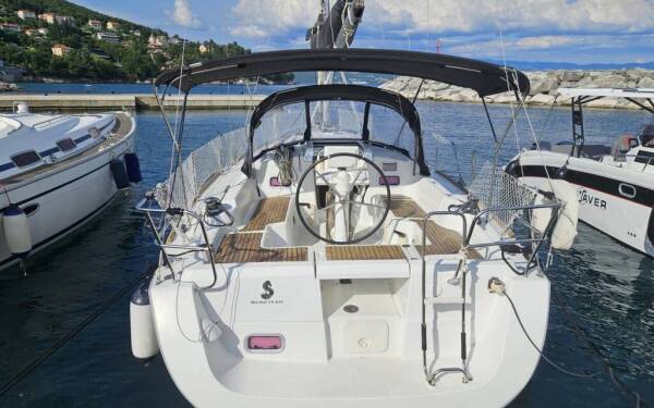 Oceanis 34 Finia