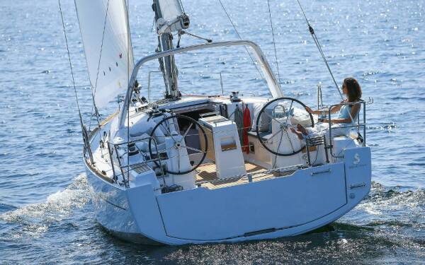 Oceanis 35 Hobbit