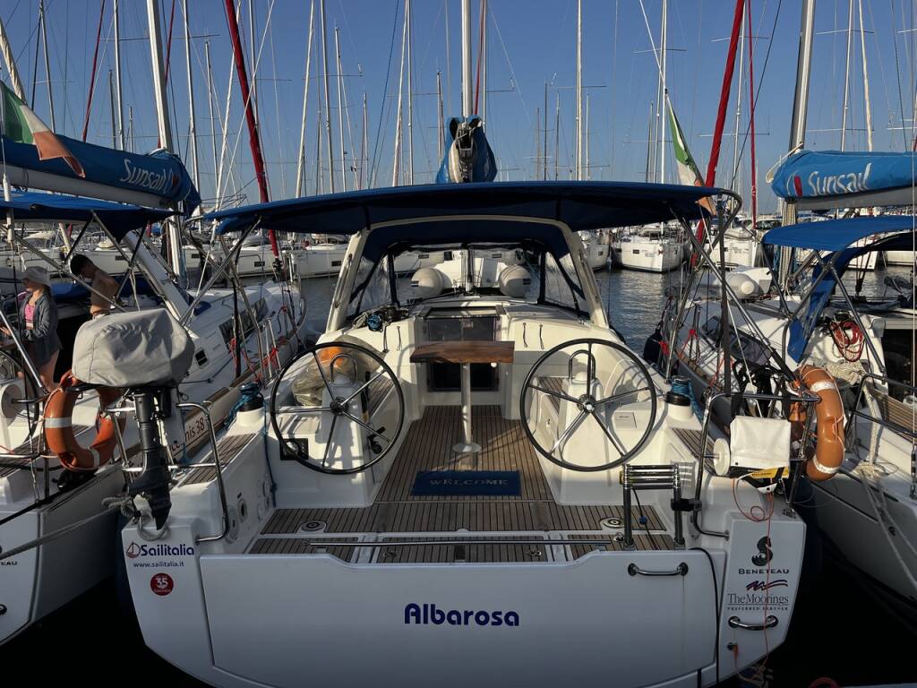 Oceanis 35.1 Albarosa