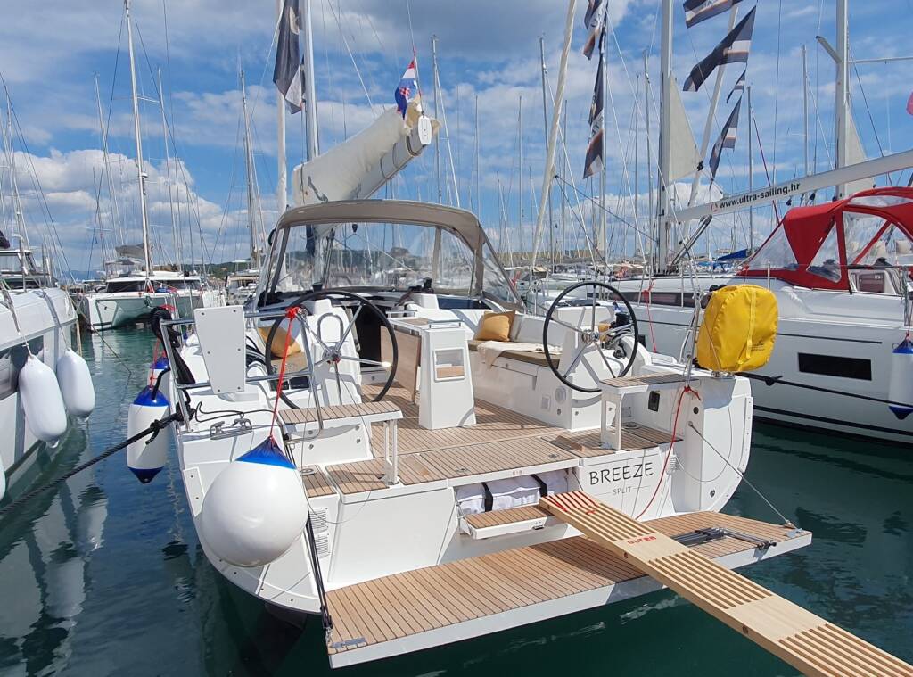 Oceanis 37.1 Breeze