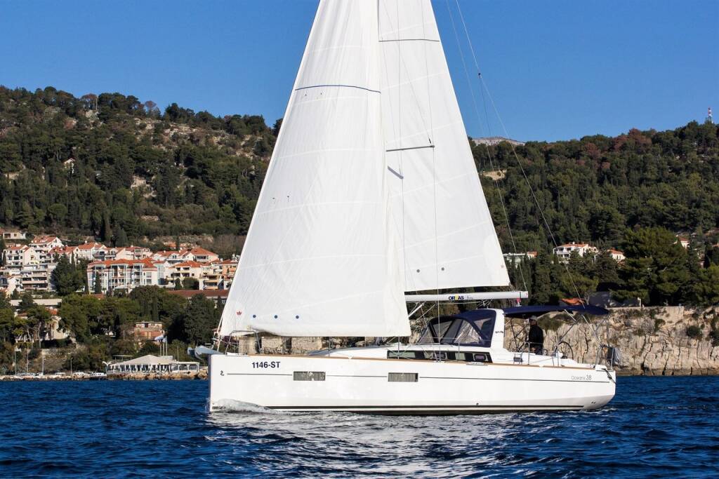 Oceanis 38 Arsen